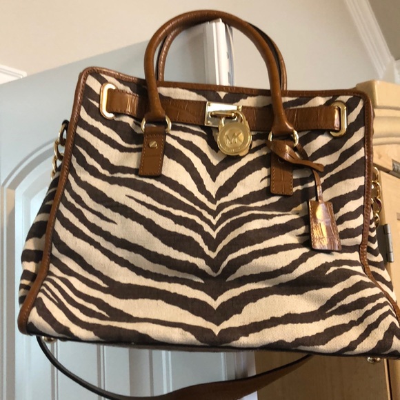 Michael Michael Kors Hamilton Handbag - Picture 5 of 8